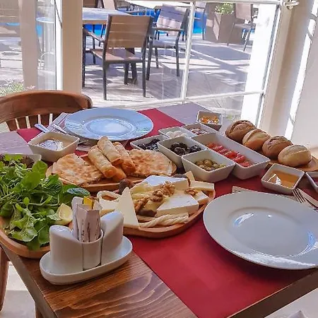 Rebetiko Hotel