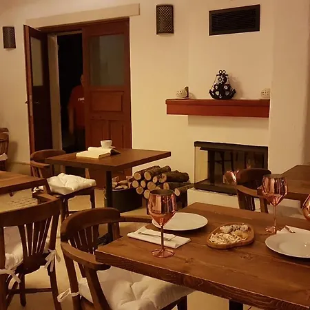 Rebetiko Szálloda 4*
