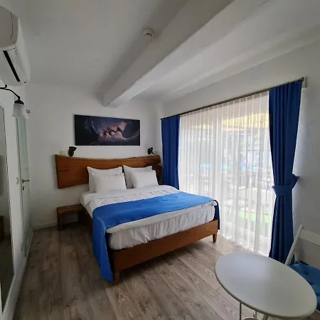 Rebetiko 4* Alaçatı