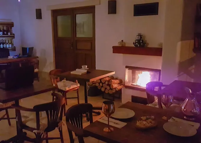 Rebetiko Hotel