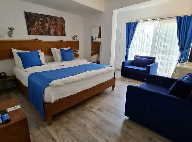 Rebetiko Hotel