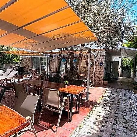 Rebetiko Alacati